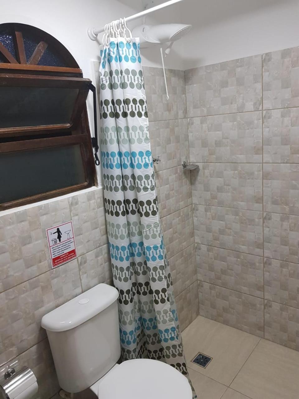 Santo Quintal Hostel Убатуба Екстериор снимка